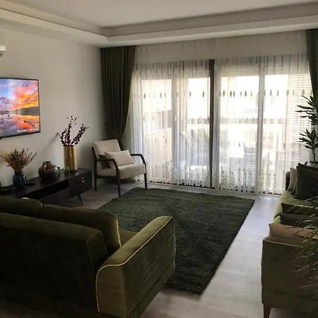 Denize Yakin Uc Arti Bir Lux * Marmaris